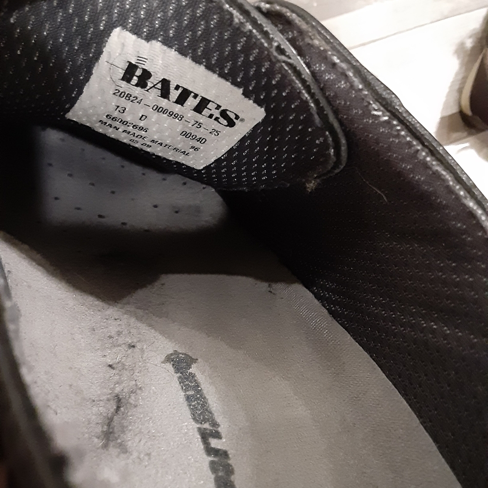 Dress Shoes - Picture 7 of 8